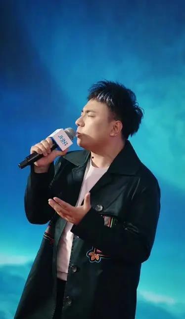 海来阿木最新爆料,揭秘娱乐圈不为人知的幕后故事 第2张 海来阿木最新爆料,揭秘娱乐圈不为人知的幕后故事 第2张